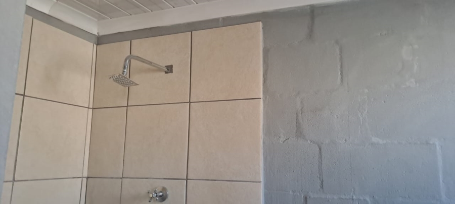 2 Bedroom Property for Sale in Park Village Western Cape
